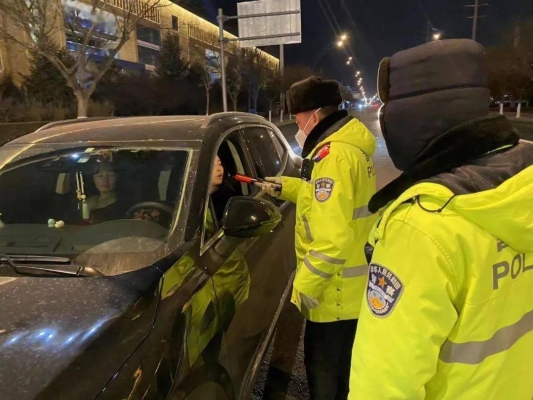 赤峰流動(dòng)車加油聯(lián)系電話號(hào)碼-第1張圖片