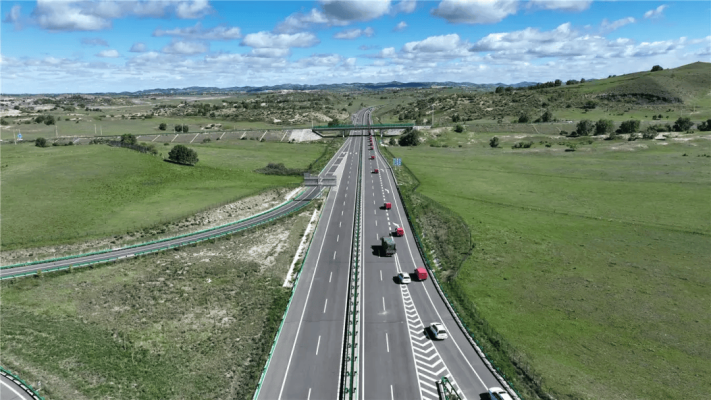 赤峰隆達(dá)運(yùn)輸有限公司電話號(hào)碼-第1張圖片