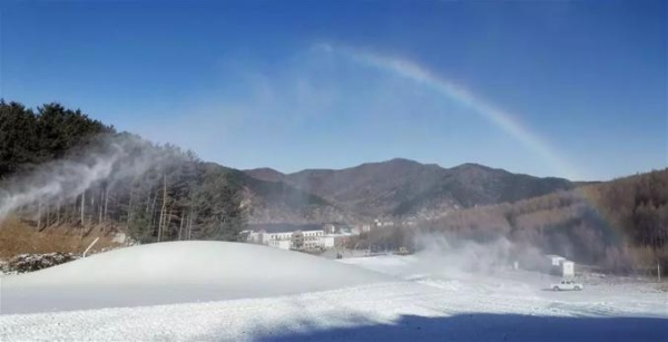 赤峰南山溜冰場地址電話號碼-第1張圖片