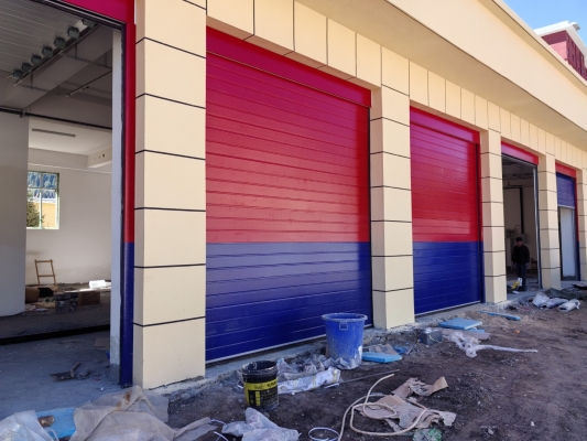 赤峰門業(yè)-第1張圖片