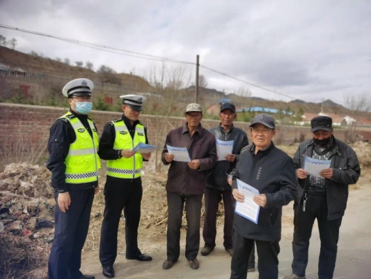 內(nèi)蒙赤峰貨車(chē)集市電話是多少號(hào)-第1張圖片