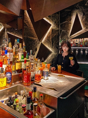 赤峰吧臺(tái)燜肉電話多少號(hào)啊-第1張圖片