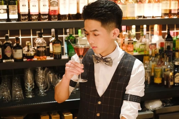 赤峰飲啜酒吧電話號(hào)碼多少號(hào)-第1張圖片