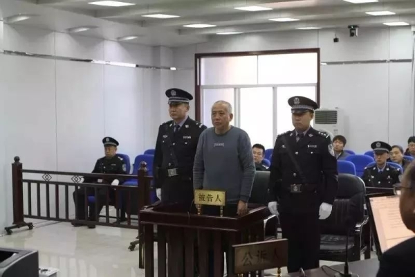 內(nèi)蒙古赤峰違章查詢電話號(hào)碼-第1張圖片