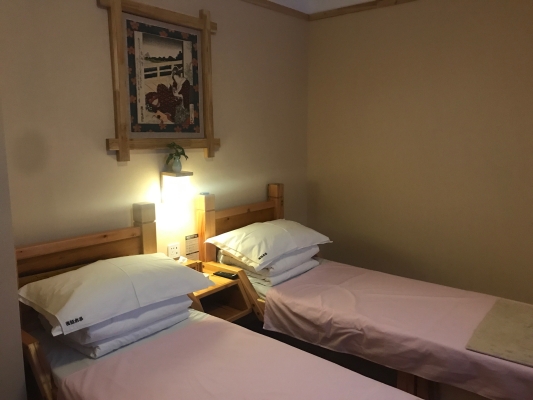 赤峰市萊茵哥會(huì)館電話地址查詢-第1張圖片