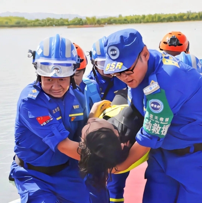赤峰附近24小時(shí)汽車救援電話號碼-第1張圖片