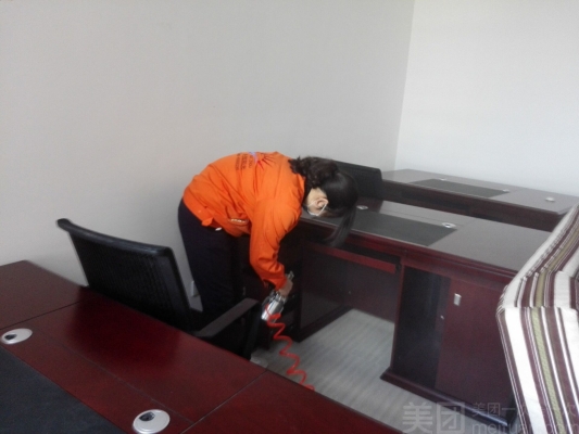 赤峰家政服務(wù)社區(qū)電話是多少號-第1張圖片