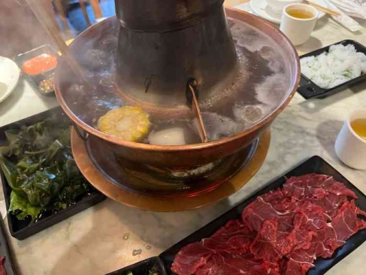 赤峰頂上火鍋團(tuán)購電話號碼-第1張圖片