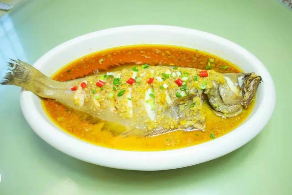 赤峰遠(yuǎn)聯(lián)年夜飯店電話號(hào)碼-第1張圖片