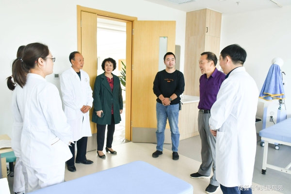 赤峰醫(yī)療保險(xiǎn)局局長(zhǎng)電話號(hào)碼-第1張圖片