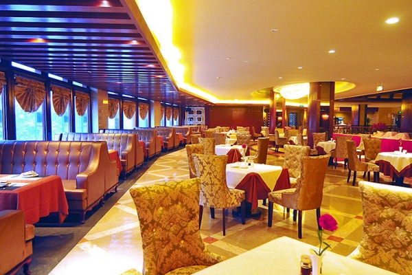 赤峰老秦平泉飯店電話多少號-第1張圖片