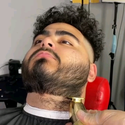 赤峰修胡子造型店電話是多少號(hào)-第1張圖片