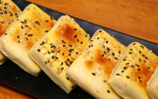 赤峰市老式大餅干店電話號碼-第1張圖片