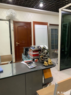 赤峰曲美家居在哪里啊電話號(hào)碼-第1張圖片