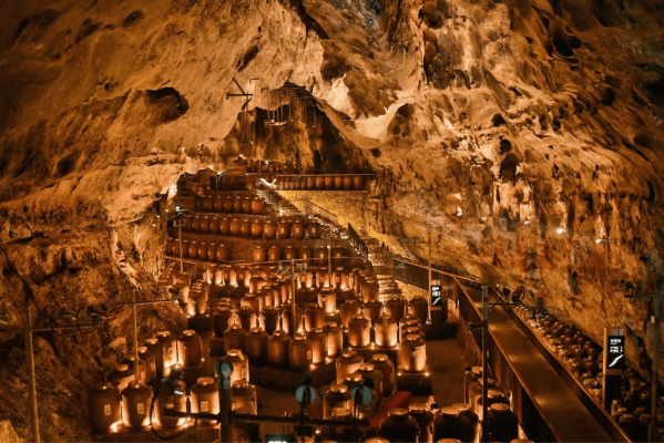 赤峰紅山洞藏莊園電話多少號-第1張圖片