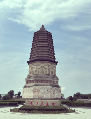 赤峰寧城玻璃門廠家電話號碼-第1張圖片