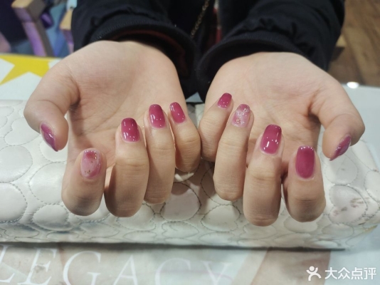 鹿奈美甲赤峰店地址電話是多少-第1張圖片