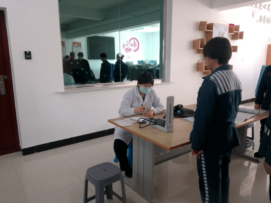 赤峰二醫(yī)院檔案室的電話是多少-第1張圖片