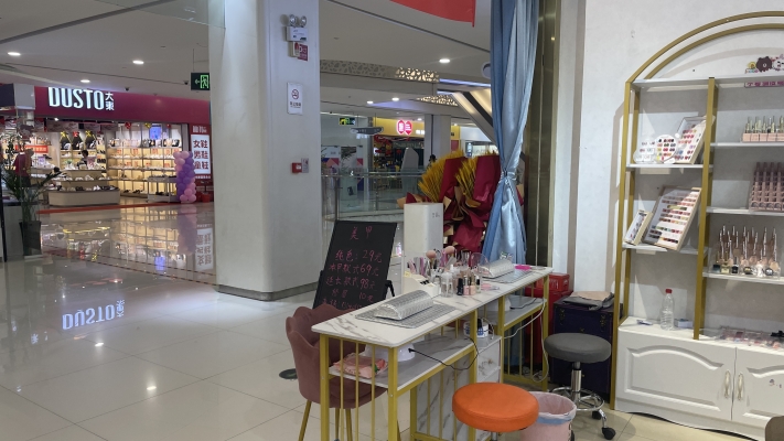 赤峰東郊美甲美睫店電話號碼-第1張圖片