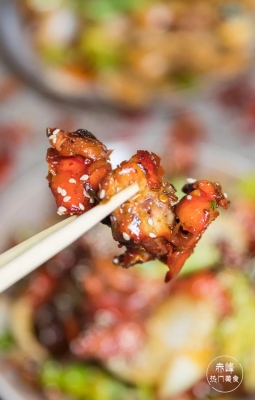 赤峰新旺燒烤店電話多少號-第1張圖片