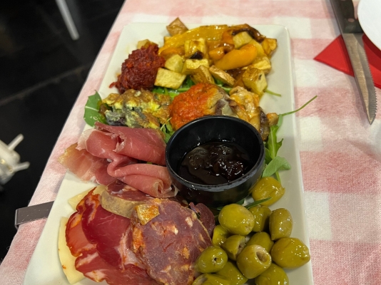 赤峰唱吧餐廳電話多少啊-第1張圖片