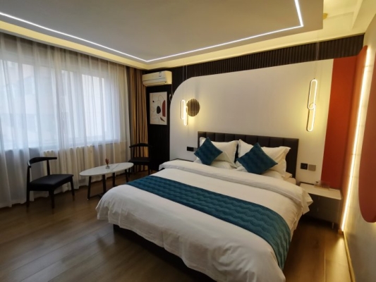 赤峰市網(wǎng)紅住宿小區(qū)電話號碼-第1張圖片