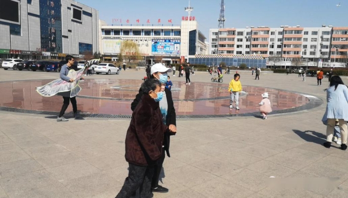 赤峰體育場停車場電話號碼-第1張圖片