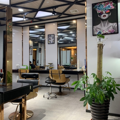 赤峰大廟鎮(zhèn)理發(fā)店電話號碼-第1張圖片