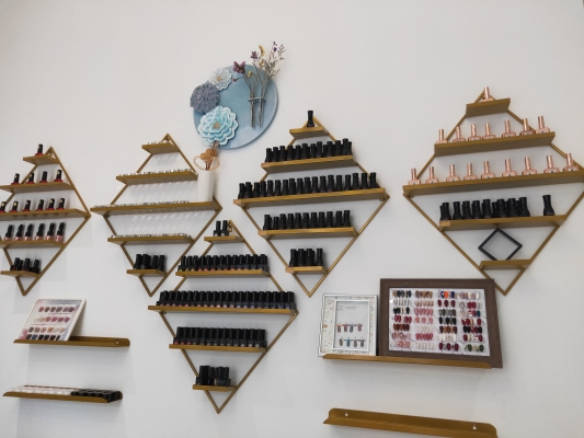 赤峰梵瑪西二樓電話號(hào)碼-第1張圖片