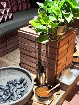 赤峰按摩解壓電話號碼查詢-第1張圖片