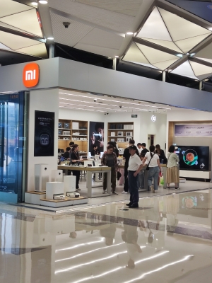 赤峰萬(wàn)達(dá)廣場(chǎng)華為體驗(yàn)店的電話-第1張圖片