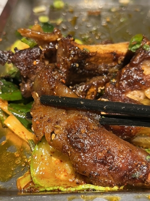 赤峰紅姐牛肉火燒店電話號(hào)碼-第1張圖片