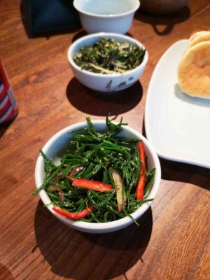 赤峰吃貨手扒肉店地址電話號碼-第1張圖片