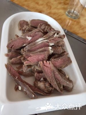 赤峰市的毛毛羊肉館電話號碼-第1張圖片