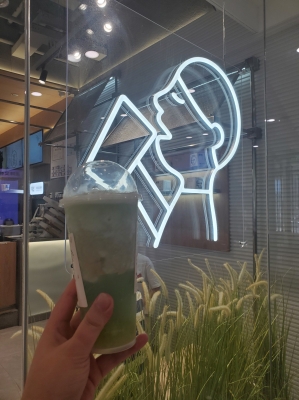 赤峰喜茶萬(wàn)達(dá)廣場(chǎng)電話(huà)號(hào)碼-第1張圖片