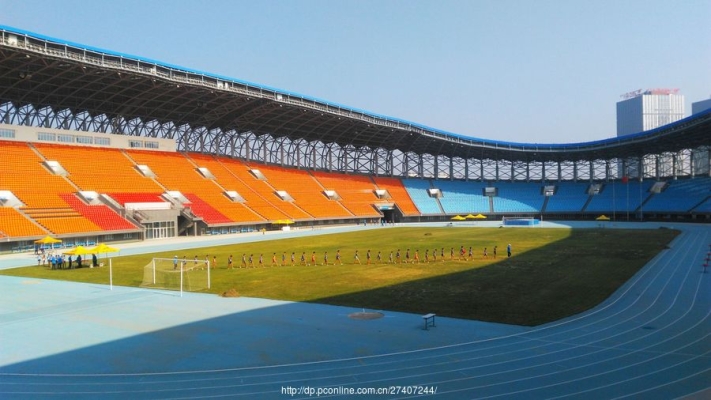 赤峰棉山體育場(chǎng)電話地址是多少-第1張圖片