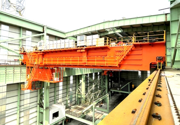 赤峰海上起重機(jī)租賃電話號(hào)碼-第1張圖片