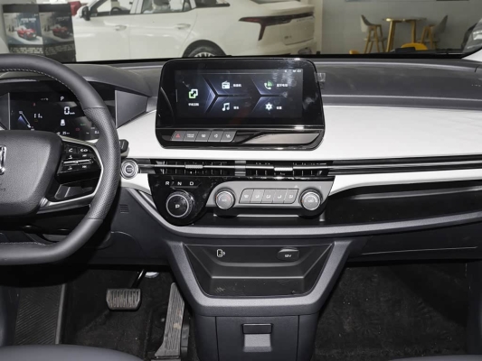 赤峰奔騰4s店客服電話-第1張圖片