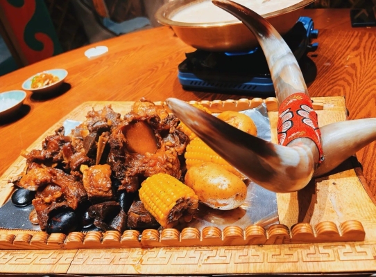 赤峰兩桌餐室電話號碼查詢地址-第1張圖片