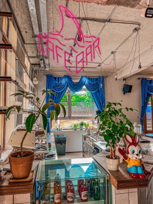 赤峰移動(dòng)咖啡廳電話號(hào)碼多少-第1張圖片