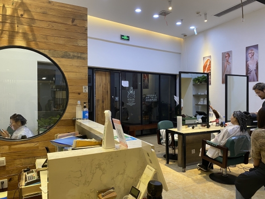 赤峰市發(fā)型造型店地址電話號碼-第1張圖片