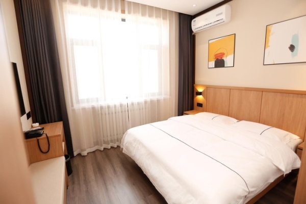 赤峰站賓館酒店電話多少號-第1張圖片