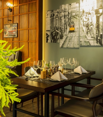 萬(wàn)悅金店赤峰店電話多少號(hào)-第1張圖片