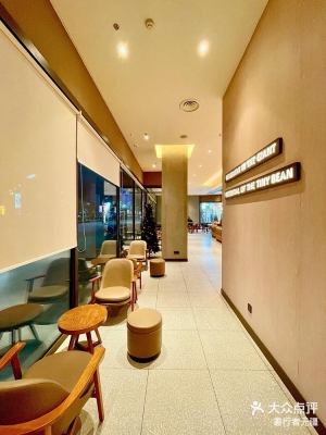 赤峰萬達廣場裙子店電話號碼-第1張圖片