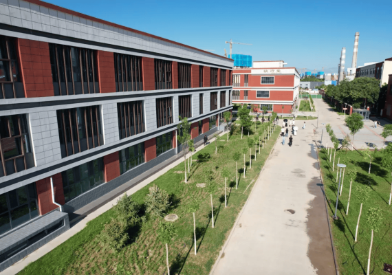 新城二中赤峰校區(qū)地址電話號碼-第1張圖片