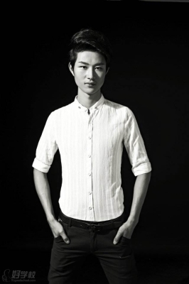 赤峰藝?yán)嗣腊l(fā)地址查詢電話號(hào)碼-第1張圖片