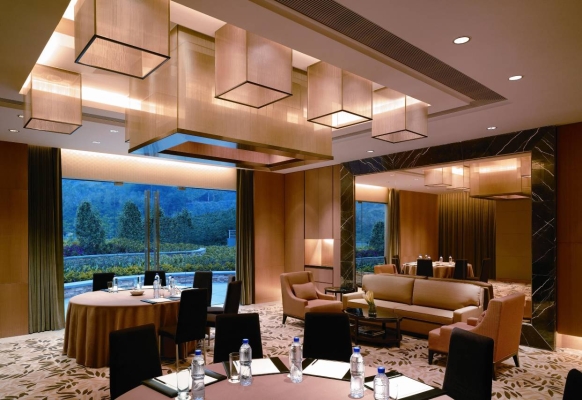 赤峰新城區(qū)凱悅酒店電話號(hào)碼-第1張圖片