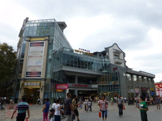 赤峰地下商業(yè)街避雷電話號(hào)碼-第1張圖片