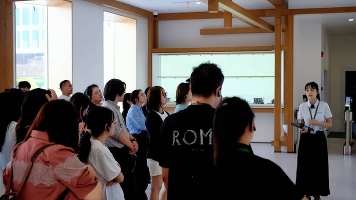 赤峰柏菲倫官方電話號碼-第1張圖片