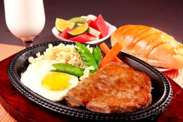 赤峰牛排團購電話多少號碼-第1張圖片